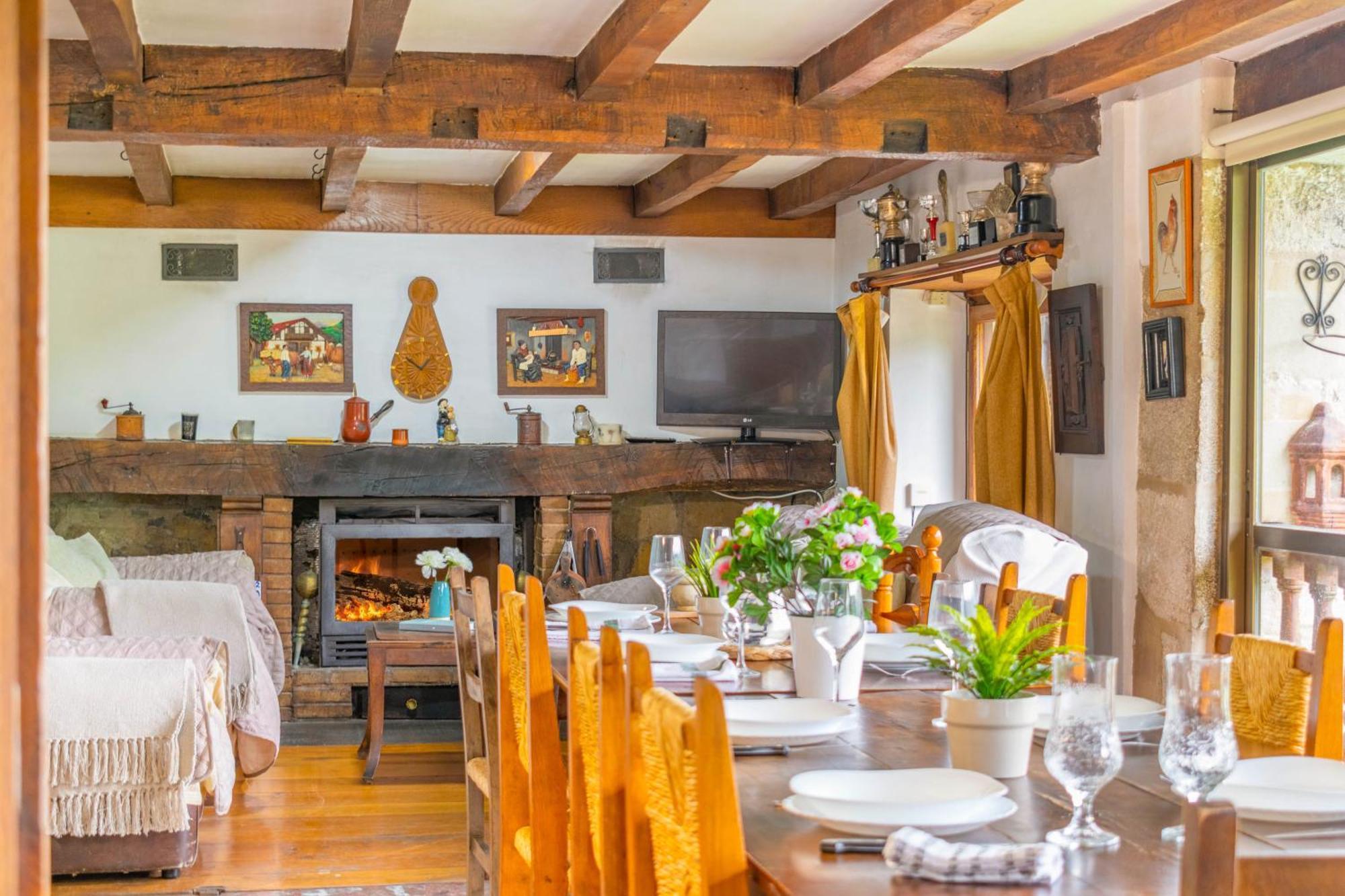 Casa Rural Arotzenia, Hogar Rustico En Pleno Valle De La Ulzama Lizaso Exterior foto