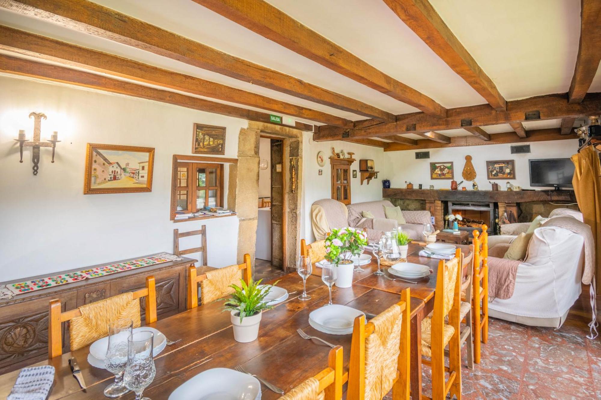 Casa Rural Arotzenia, Hogar Rustico En Pleno Valle De La Ulzama Lizaso Exterior foto