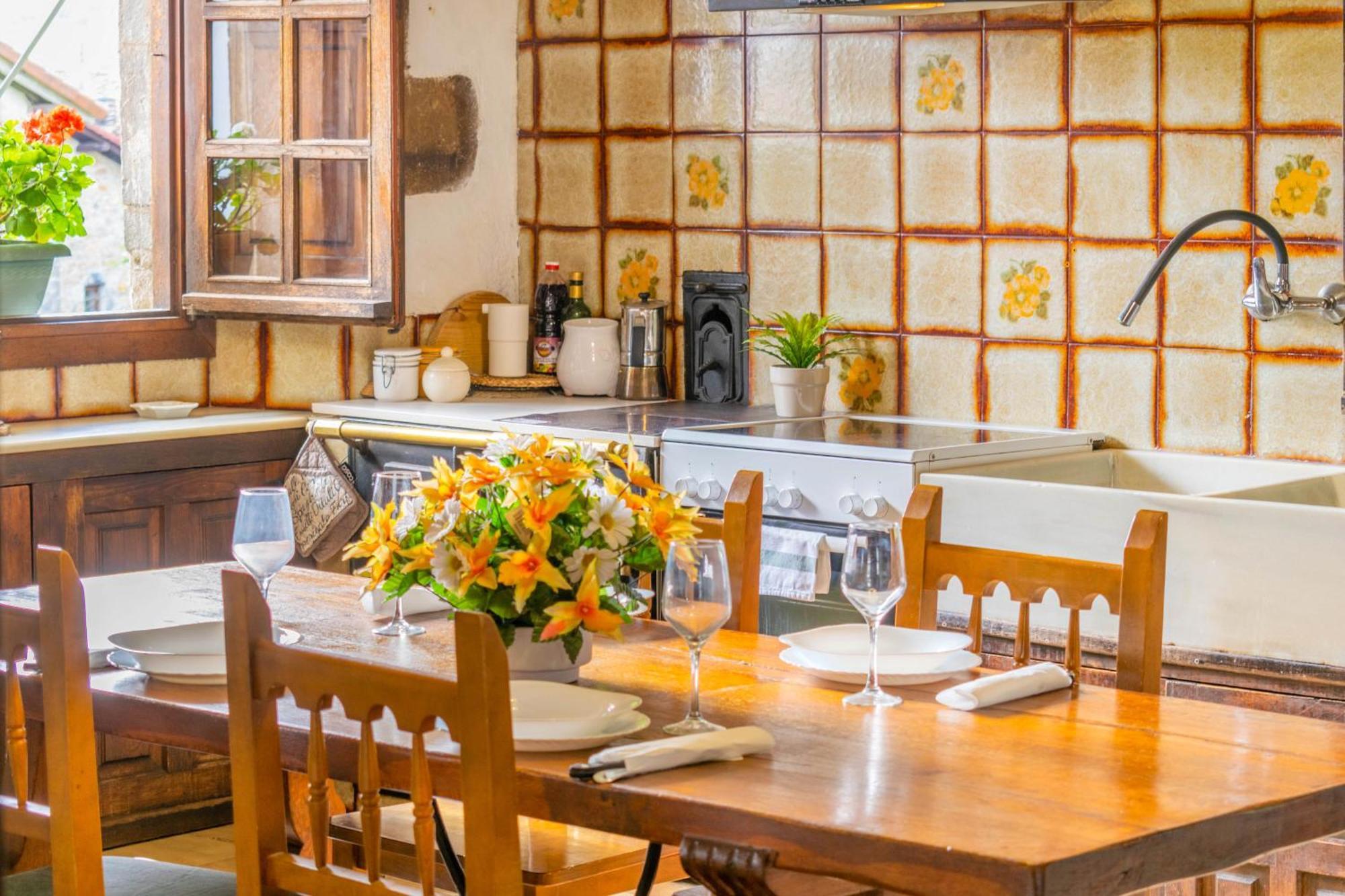 Casa Rural Arotzenia, Hogar Rustico En Pleno Valle De La Ulzama Lizaso Exterior foto